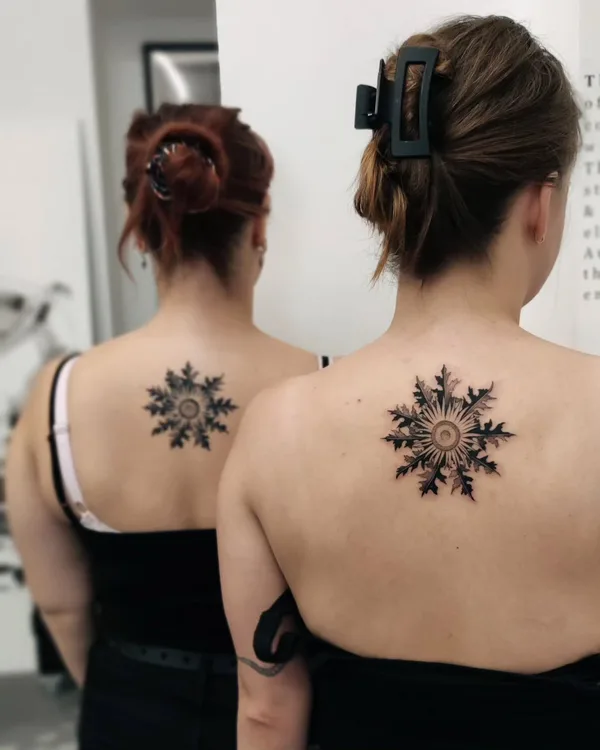 Projekt z 03/30/2024 - Matching tattoos często maj