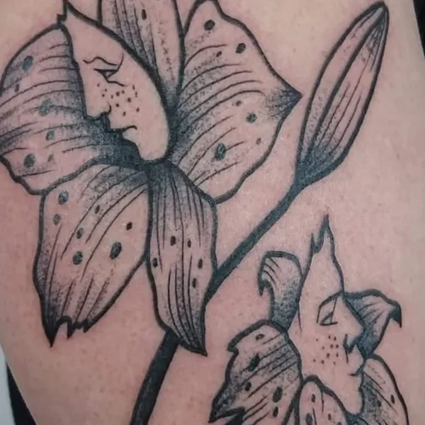 Projekt z 10/15/2020 - 5/9 Buzie kwiatoludzi. Jest